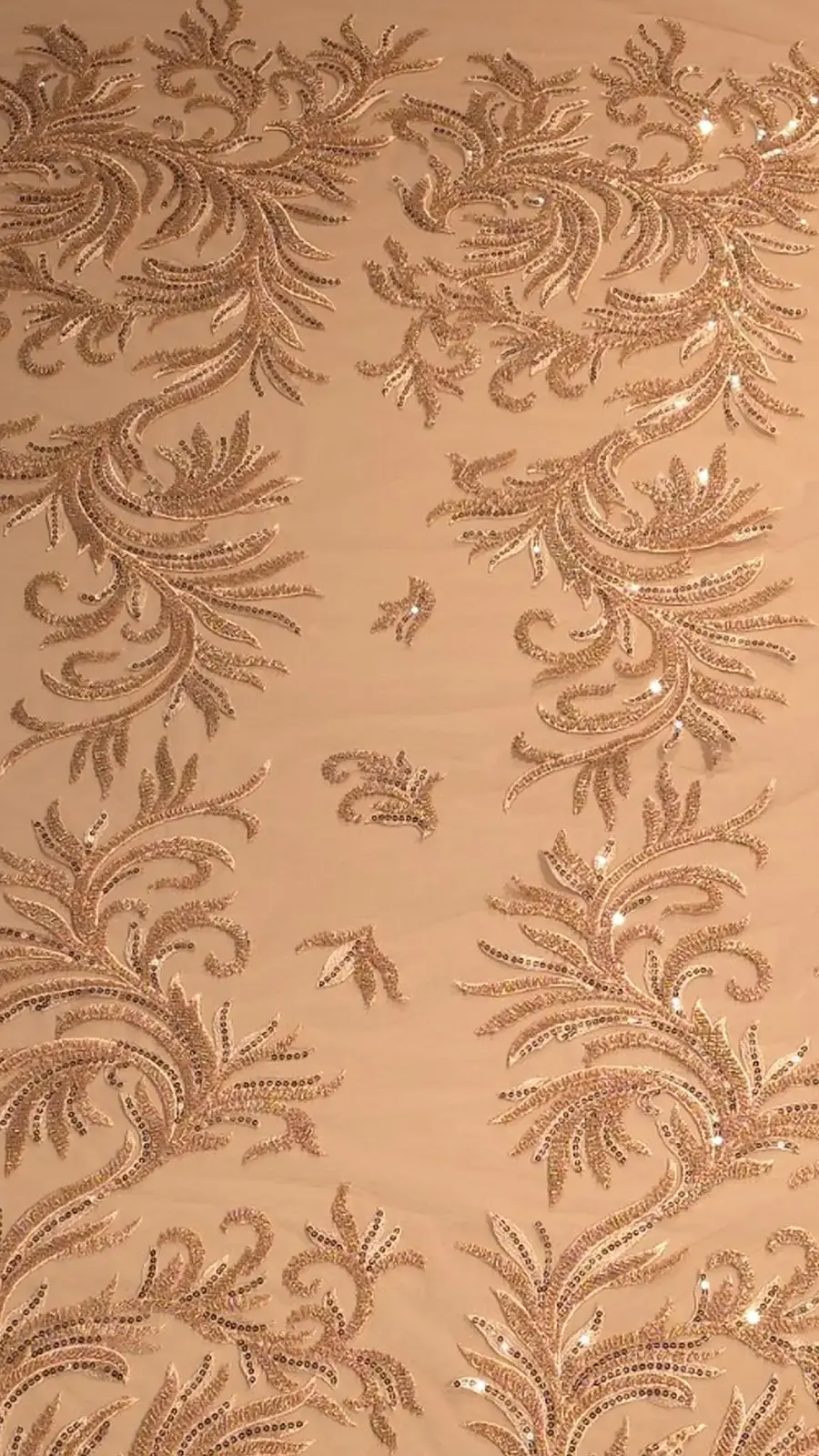 Tul couture champagne cu broderie densă din mărgele aurii și paiete
