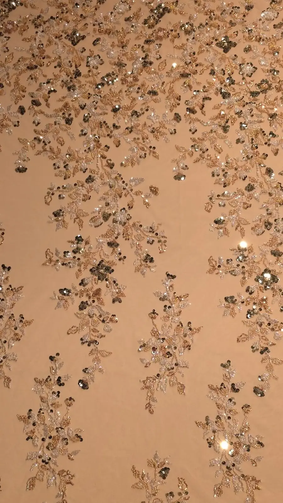 Tul couture champagne cu broderie florală din mărgele aurii și argintii