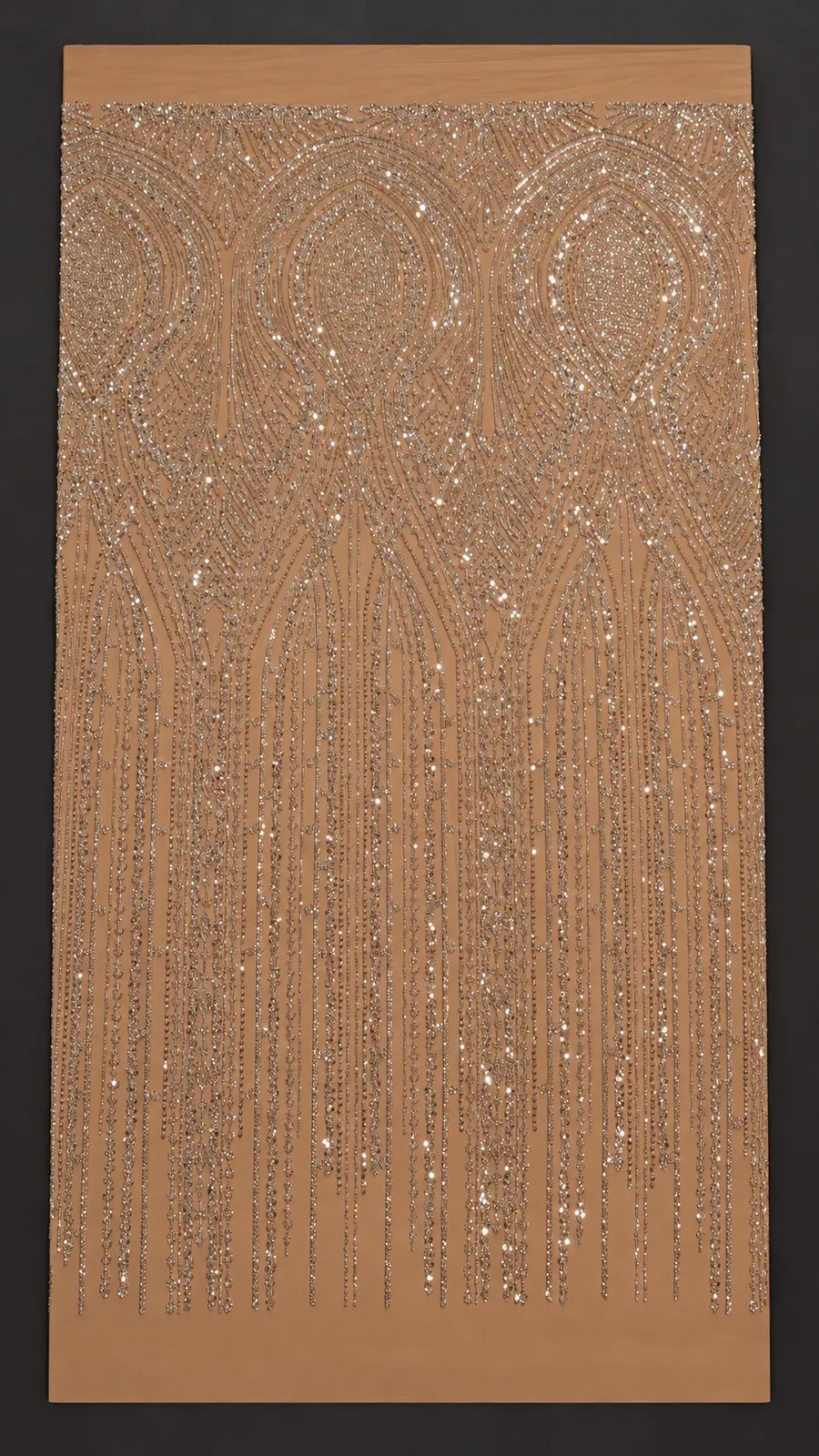 Tul couture nude cu broderie platinată Art Deco din mărgele și paiete